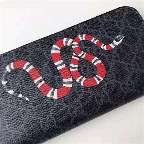 taobaosearch gucci snake wallet|GG Supreme Black Kingsnake Print Large Wallet .